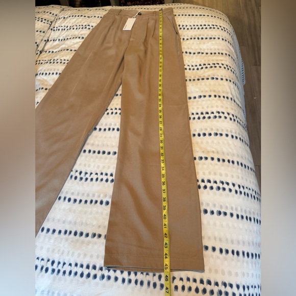 Reformation Mason Pant in Khaki - Size 4 - Picture 15 of 16